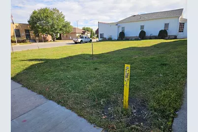 117 2nd Street NE, Waseca, MN 56093 - Photo 4