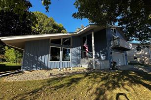 1046 W Lake Ave, Worthington, MN 56187 - Photo 6