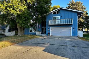 1046 W Lake Ave, Worthington, MN 56187 - Photo 4