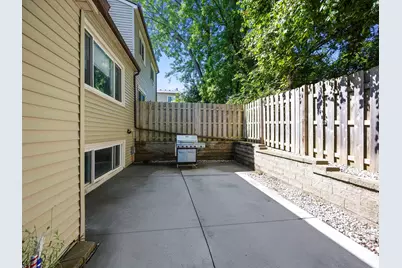 1544 Greenwood Court N, Eagan, MN 55122 - Photo 20
