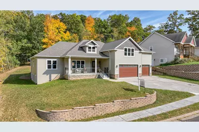 4715 Oakwood Hills Parkway, Eau Claire, WI 54701 - Photo 1