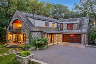 5117 Schaefer Rd, Edina, MN 55436 - Photo 4