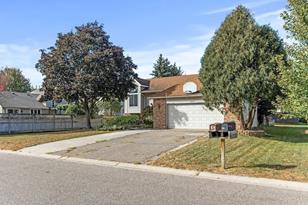 14655 Hanover Ln, Apple Valley, MN 55124 - Photo 4