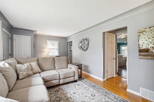 9624 Clinton Ave S, Bloomington, MN 55420 - Photo 6