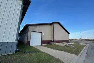 103 E Pearl St, Adrian, MN 56110 - Photo 20