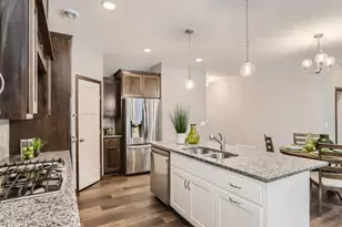 1988 Norma Wy, Lino Lakes, MN 55038 - Photo 6