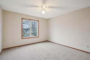 577 Eagle Ridge Rd, Woodbury, MN 55125 - Photo 34