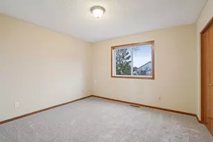 577 Eagle Ridge Rd, Woodbury, MN 55125 - Photo 32