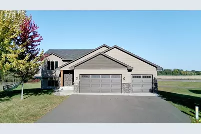 1620 18th Court SE, Cambridge, MN 55008 - Photo 1