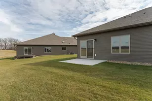 885 Picadilly Ln NW, Rochester, MN 55901 - Photo 26