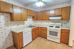 11160 Anderson Lakes Pkwy, Eden Prairie, MN 55344 - Photo 24