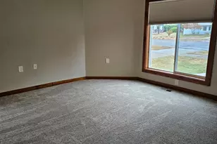 705 N 6th St, Brainerd, MN 56401 - Photo 18