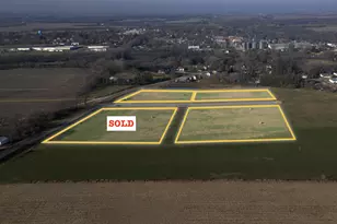 450 Engel Dr, Kenyon, MN 55946 - Photo 1