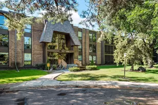 6105 Lincoln Dr, Edina, MN 55436 - Photo 2