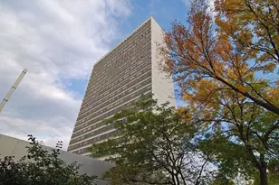 1920 S 1st St, Minneapolis, MN 55454 - Photo 2