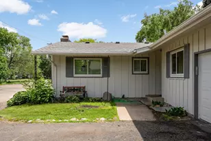 8555 Medicine Lake Rd, Golden Valley, MN 55427 - Photo 6