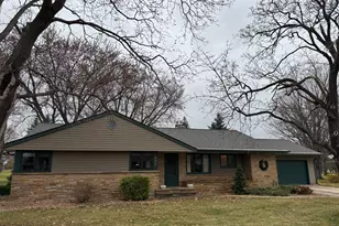 508 S 4th St, Olivia, MN 56277 - Photo 2