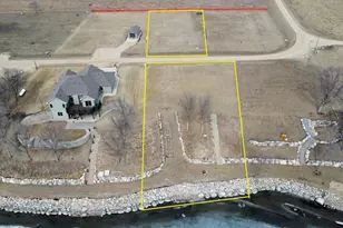 83969 Ridge Creek Dr, Clinton, MN 56225 - Photo 1