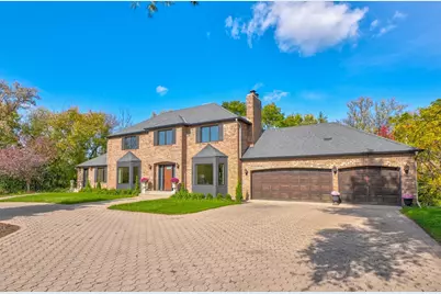 679 Marie Avenue W, Mendota Heights, MN 55118 - Photo 28