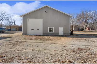 213 Broadway Avenue N, New Richland, MN 56072 - Photo 4