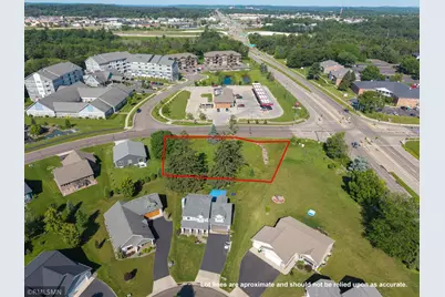 2364 St Andrews Drive, Altoona, WI 54720 - Photo 10