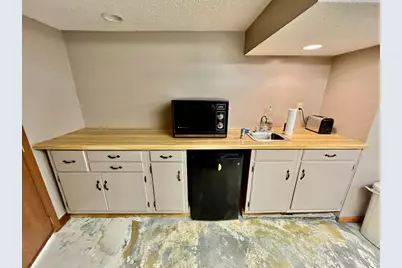 105 E Lincoln Avenue, Fergus Falls, MN 56537 - Photo 28