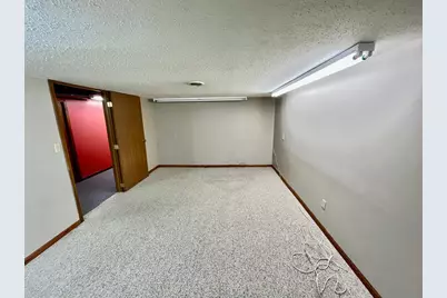 105 E Lincoln Avenue, Fergus Falls, MN 56537 - Photo 30