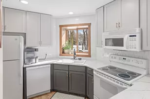 14168 Heywood Path, Apple Valley, MN 55124 - Photo 6