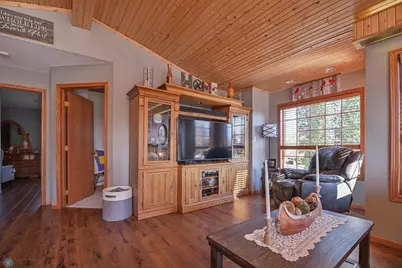 429 W Bridge Avenue, Warren, MN 56762 - Photo 16