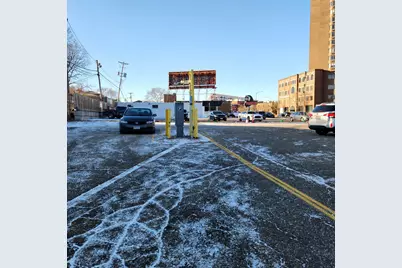 270 7th Street W, Saint Paul, MN 55102 - Photo 1