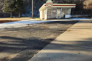 417 Concord St N, South Saint Paul, MN 55075 - Photo 1