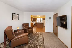 813 N 6th Ave N, Fargo, ND 58102 - Photo 8