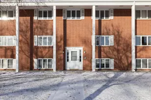 813 N 6th Ave N, Fargo, ND 58102 - Photo 2