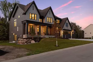 4736 Ogden Trail N, Stillwater, MN 55082 - Photo 2