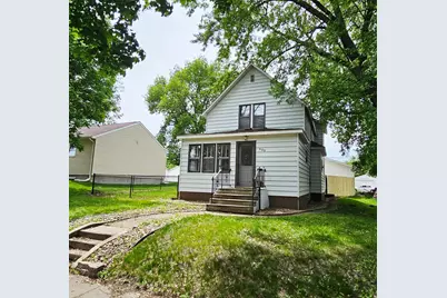 809 N 7th Street, Montevideo, MN 56265 - Photo 1