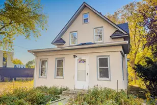 1345 Arkwright St, Saint Paul, MN 55130 - Photo 1