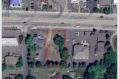 932 W Broadway Avenue, Forest Lake, MN 55025 - Photo 2