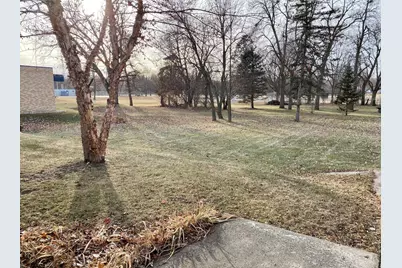 570 2nd Avenue N, Windom, MN 56101 - Photo 18