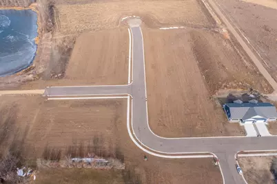 113 Bluestem Drive, Blue Earth, MN 56013 - Photo 4