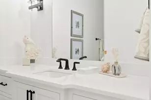 172 Westwood Ln, Wayzata, MN 55391 - Photo 82