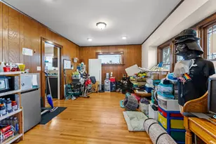 709 10th St NE, Austin, MN 55912 - Photo 4