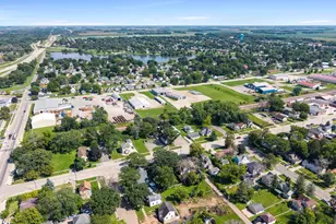 709 10th St NE, Austin, MN 55912 - Photo 20