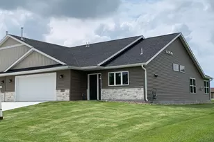 2834 Meadowview Ln NE, Owatonna, MN 55060 - Photo 1