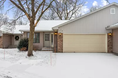 848 E 11th Street #B3, New Richmond, WI 54017 - Photo 1