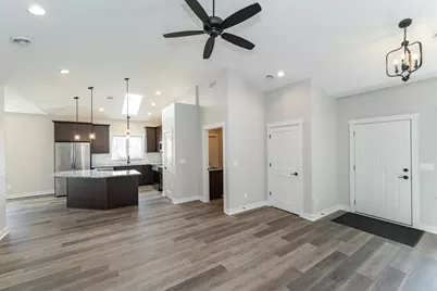 877 Picadilly Lane NW, Rochester, MN 55901 - Photo 2