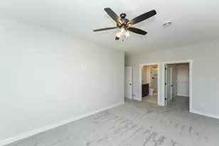 877 Picadilly Ln NW, Rochester, MN 55901 - Photo 22