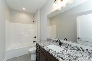 877 Picadilly Ln NW, Rochester, MN 55901 - Photo 22