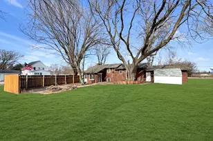 741 Greenwood Ave, Tracy, MN 56175 - Photo 16