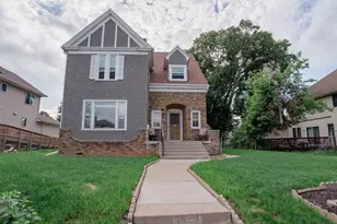 1423 Penn Ave N, Minneapolis, MN 55411 - Photo 2