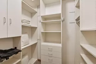 1235 Yale Pl, Minneapolis, MN 55403 - Photo 24